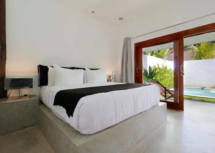 The * Ubud